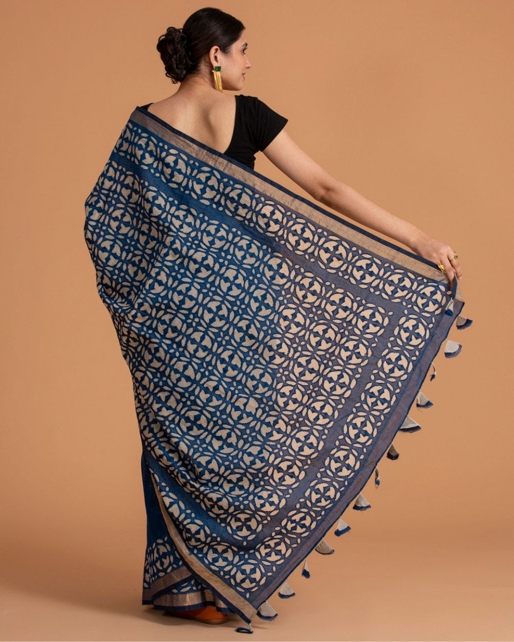 Chanderi Saree Applique Ball Motif, Blue