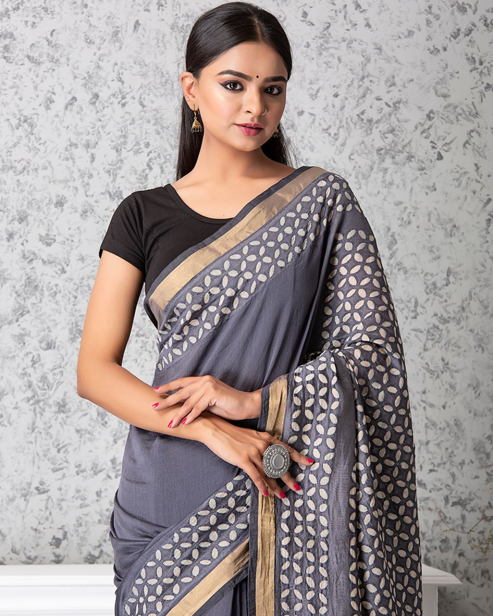 Chanderi Saree Applique Khuddi Motif, Grey