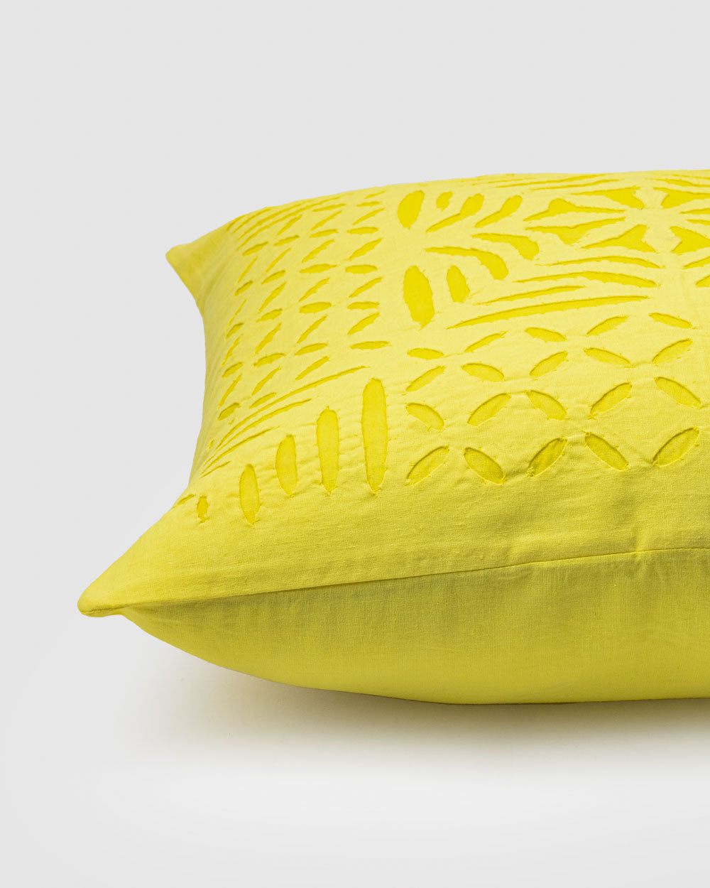 Cushion Cover Applique Gulchand Design, Yellow