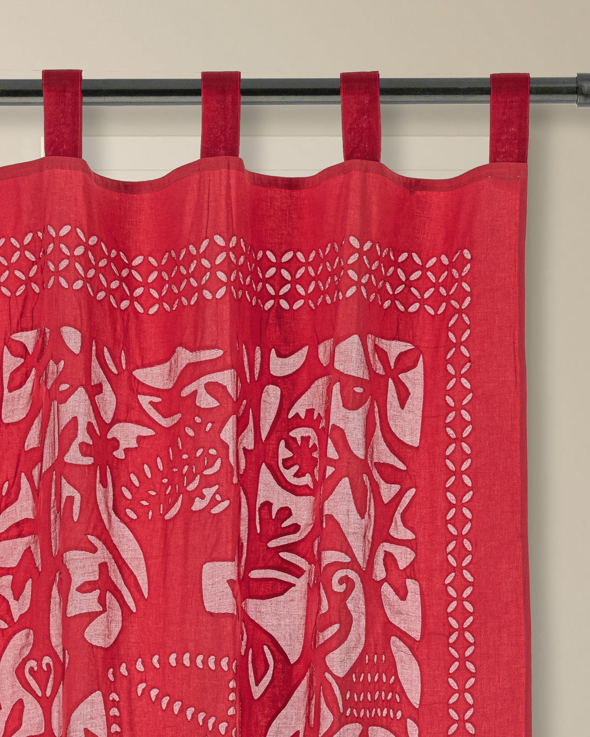 Curtains Applique King Pattern, Red