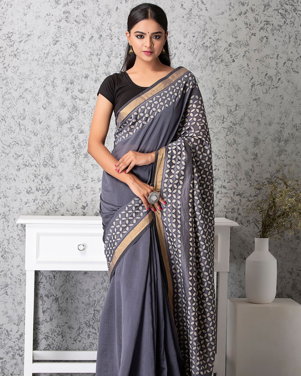 Chanderi Saree Applique Khuddi Motif, Grey