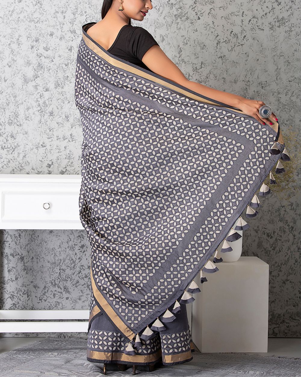 Chanderi Saree Applique Khuddi Motif, Grey