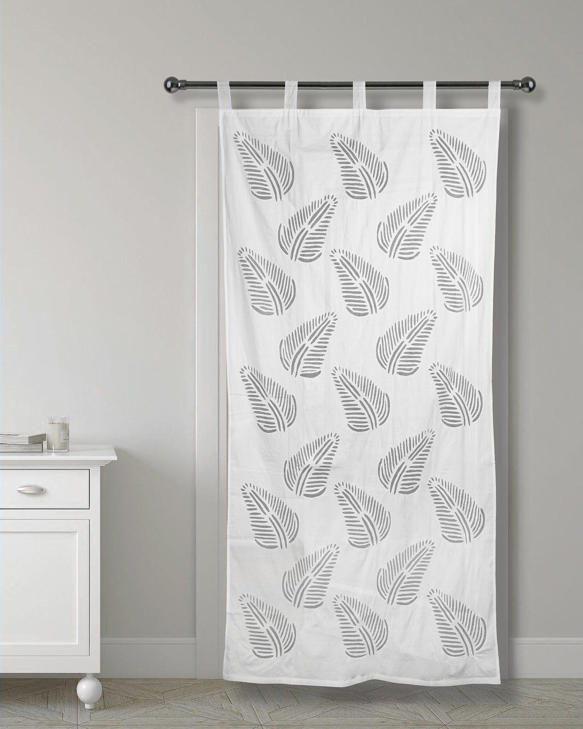 Curtains Applique Leaf Pattern, White